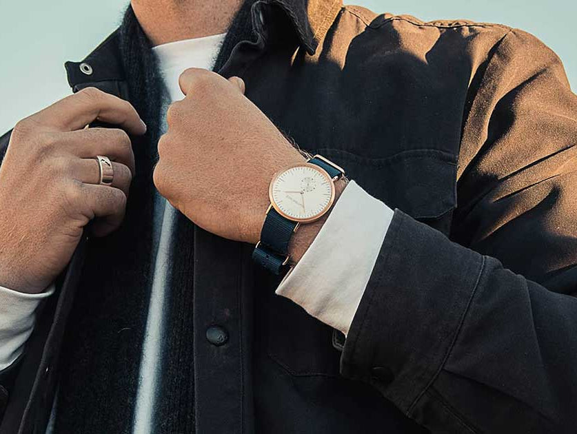 What are the Latest Trends in Men's Watches and How to Choose the Right One?