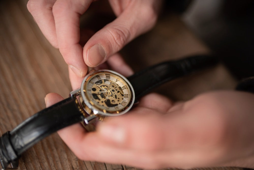 Battery Types for Watches. Which Watch Battery Should I Install?