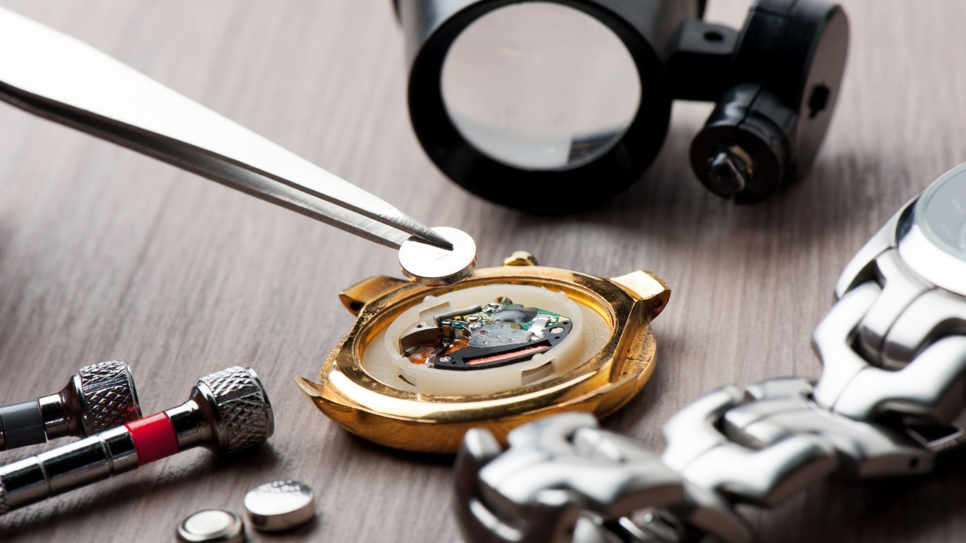 How to Change a Watch Battery. Change Watch Battery in 4 Steps