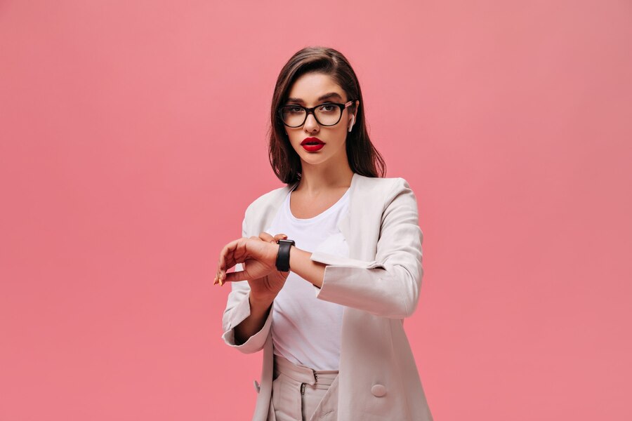 For Watch Enthusiasts: Luxury Women’s Watches and Brand Reviews
